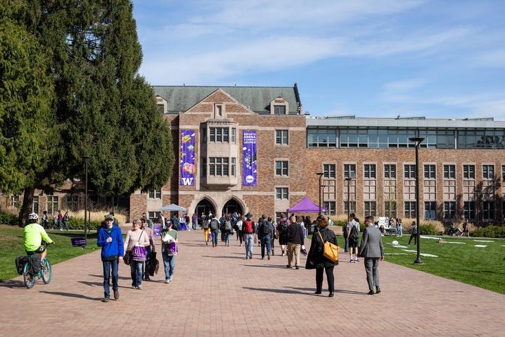 Best Public and Private Universities in Los Angeles