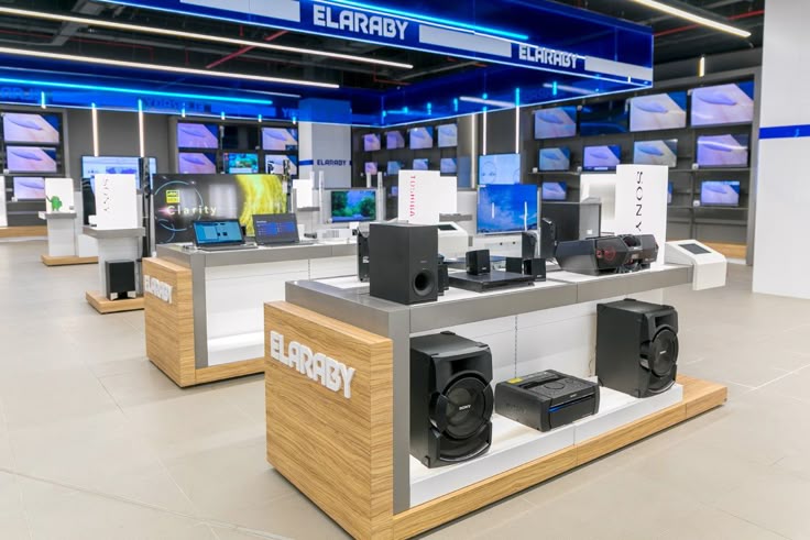 Popular Electronics Stores in Dallas