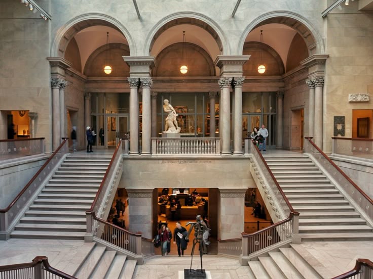 Best Cultural Centers in Chicago Showcasing Heritage & Arts