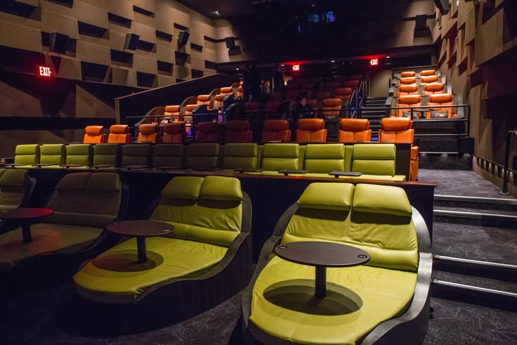 Highly Rated Movie Theaters in Philadelphia