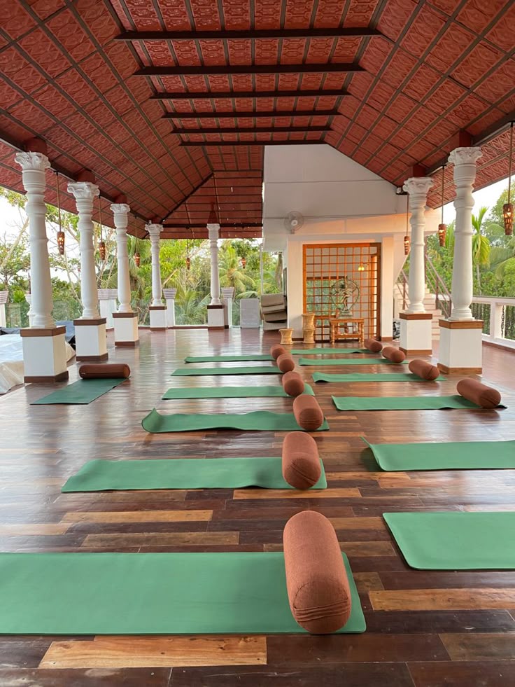 Best of the Top 10 Yoga Centers in Portland