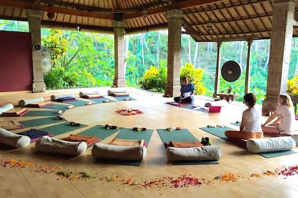 Best of the Top 10 Yoga Centers in San Diego